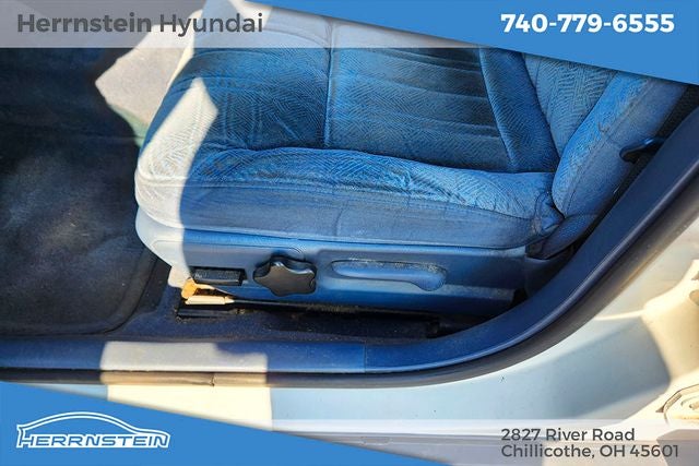 2003 Chevrolet Impala Base