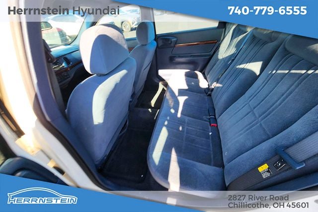 2003 Chevrolet Impala Base