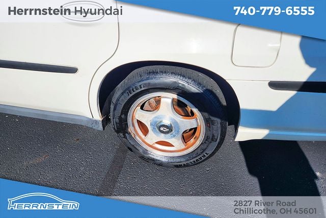 2003 Chevrolet Impala Base