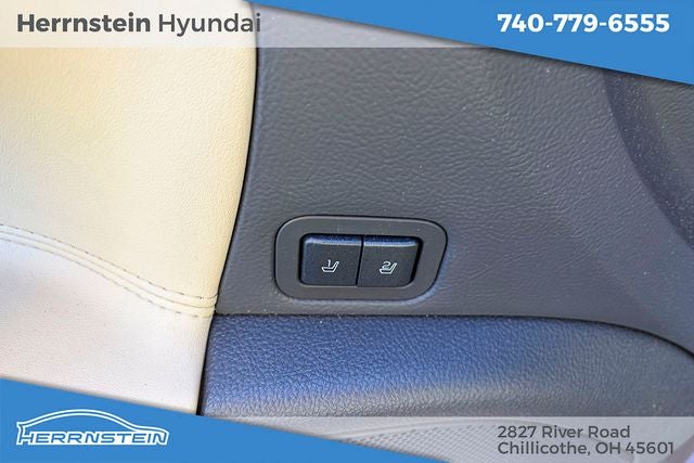 2012 Lincoln MKZ Base