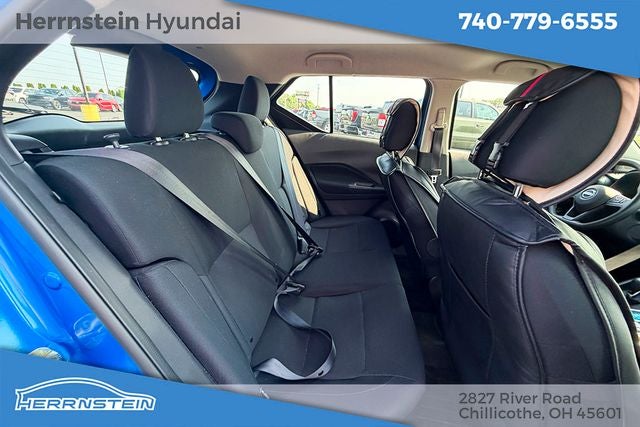 2023 Nissan Kicks S
