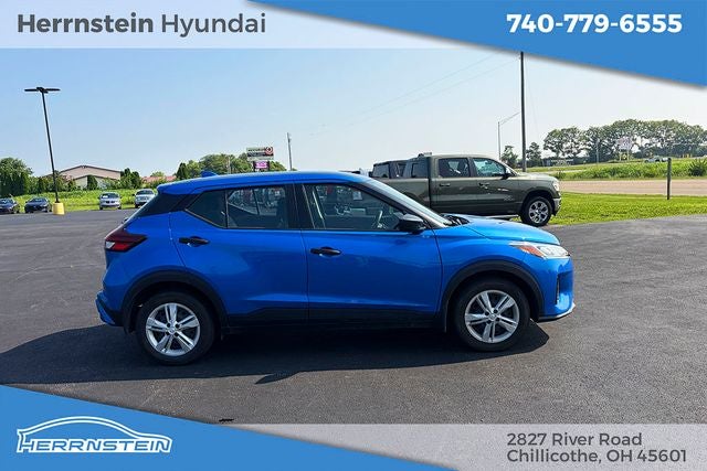 2023 Nissan Kicks S