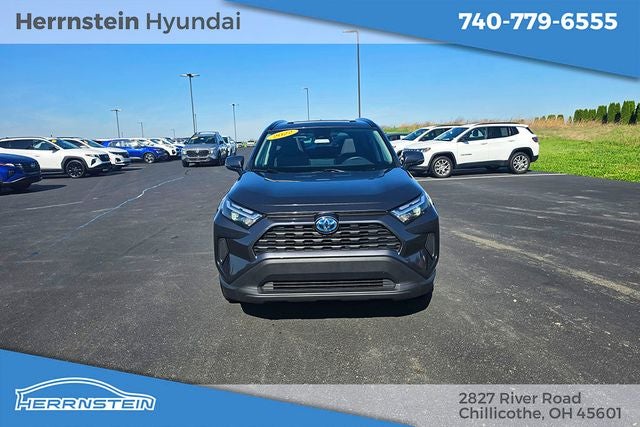 2022 Toyota RAV4 Hybrid XLE