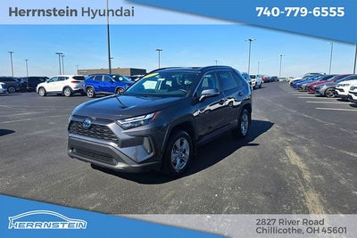2022 Toyota RAV4 Hybrid XLE