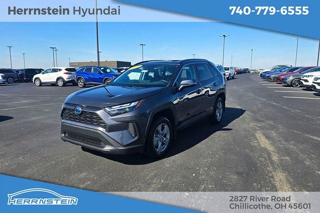 2022 Toyota RAV4 Hybrid XLE