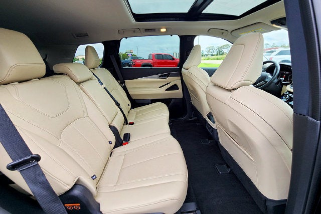 2022 INFINITI QX60 LUXE