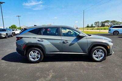 2026 Hyundai Tucson SE FWD