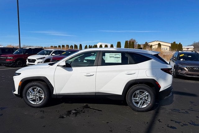 2026 Hyundai Tucson SE FWD