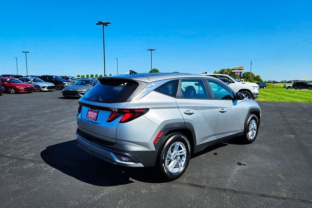 2026 Hyundai Tucson SE FWD