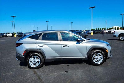 2026 Hyundai Tucson SE FWD