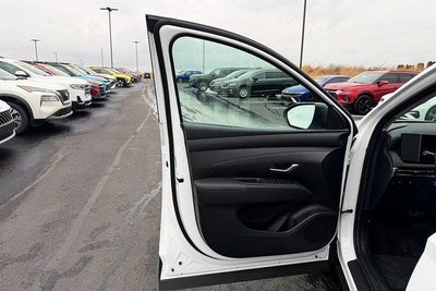 2026 Hyundai Tucson SE AWD