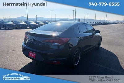 2019 Hyundai Elantra SE