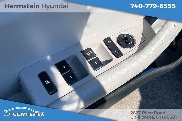 2019 Hyundai Sonata SE in Chillicothe, OH - Herrnstein Auto Group