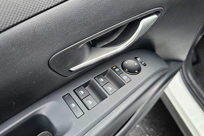 2026 Hyundai Santa Cruz SE FWD