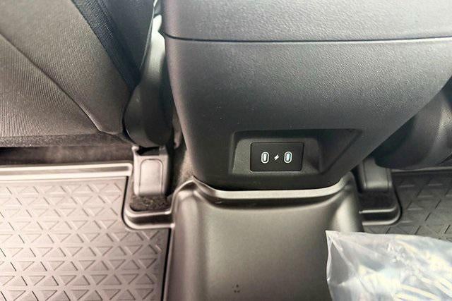 2026 Hyundai Santa Cruz SE FWD