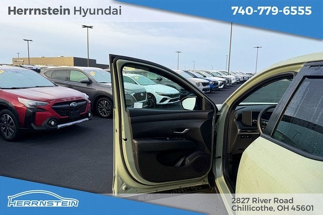 2025 Hyundai Santa Cruz SE