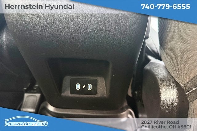 2025 Hyundai Santa Cruz SE