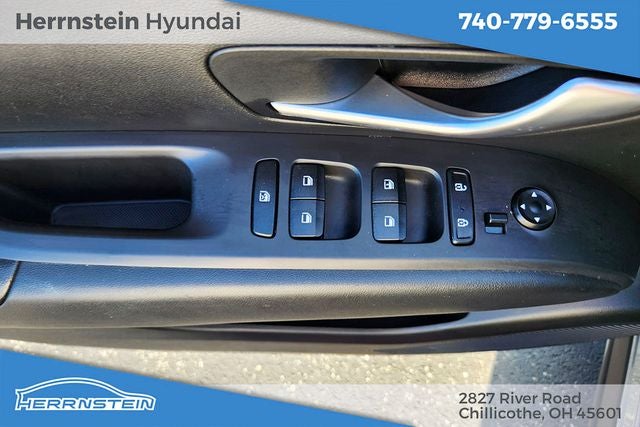 2024 Hyundai Santa Cruz SE