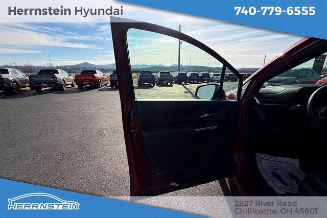 2025 Toyota Sienna Platinum 7 Passenger