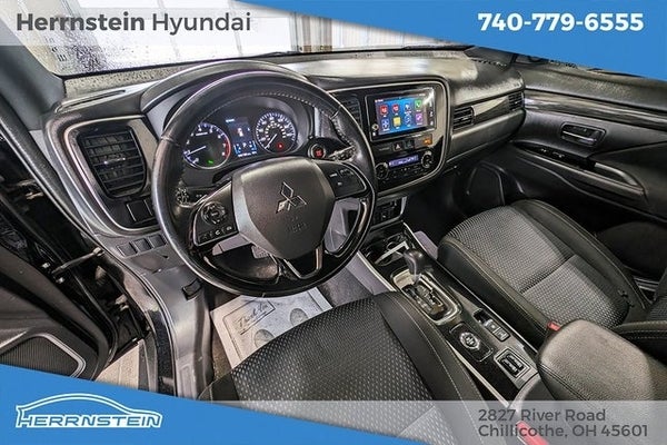 2018 Mitsubishi Outlander ES in Chillicothe, OH - Herrnstein Auto Group
