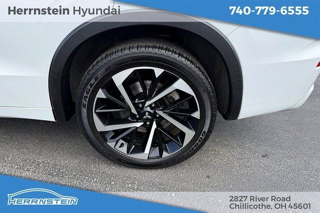 2022 Mitsubishi Outlander SEL
