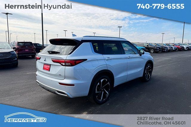 2022 Mitsubishi Outlander SEL