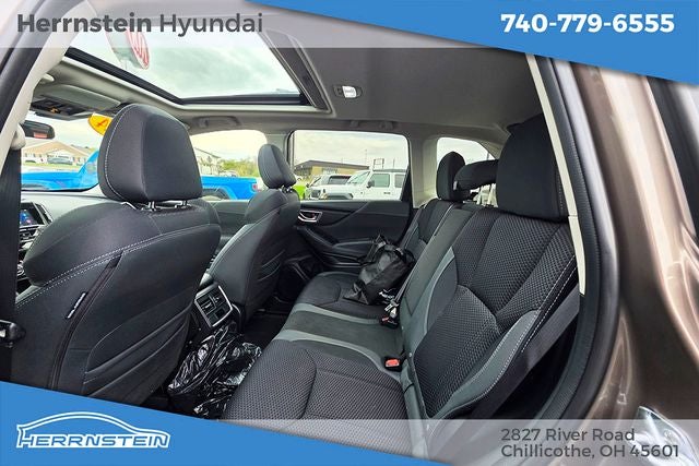 2024 Subaru Forester Premium