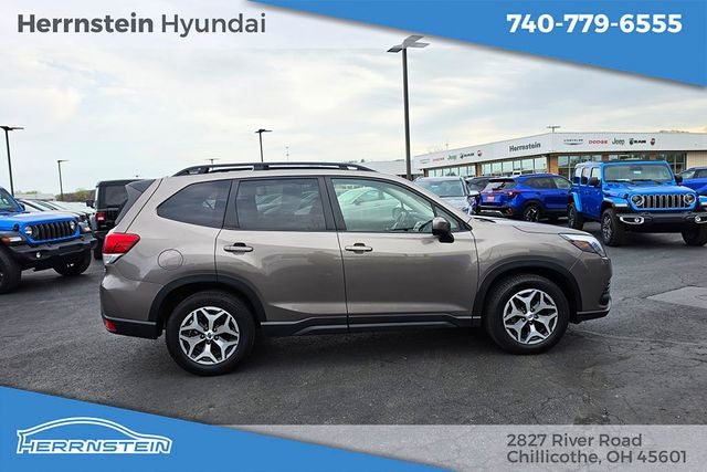 2024 Subaru Forester Premium