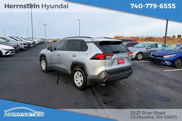 2019 Toyota RAV4 LE