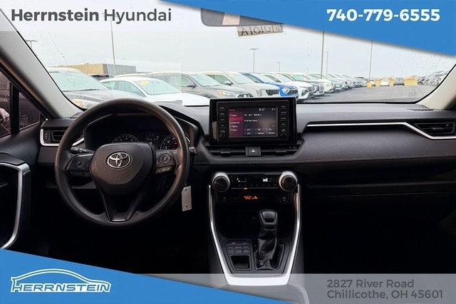 2019 Toyota RAV4 LE
