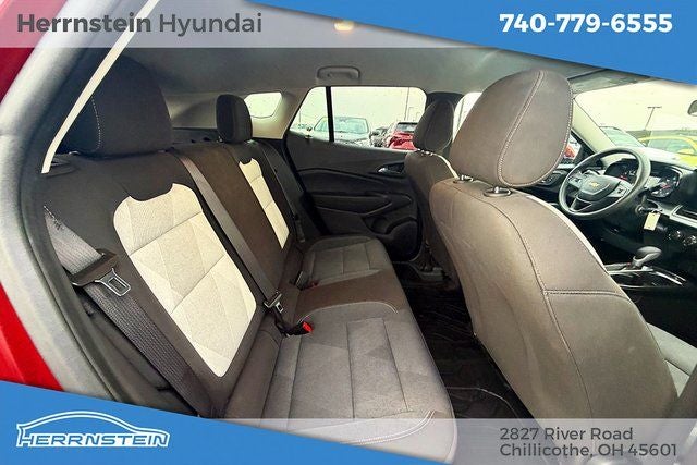 2025 Chevrolet Trax LS