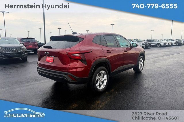 2025 Chevrolet Trax LS