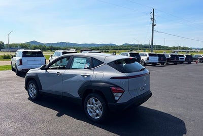 2026 Hyundai Kona SE FWD