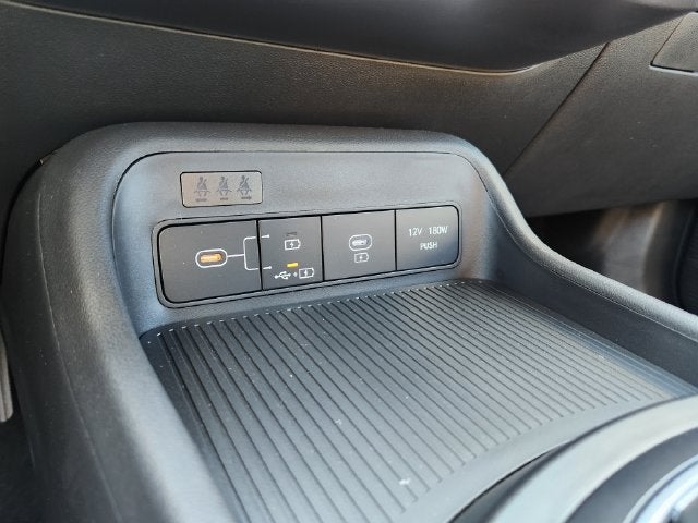 2027 Hyundai Kona SE FWD