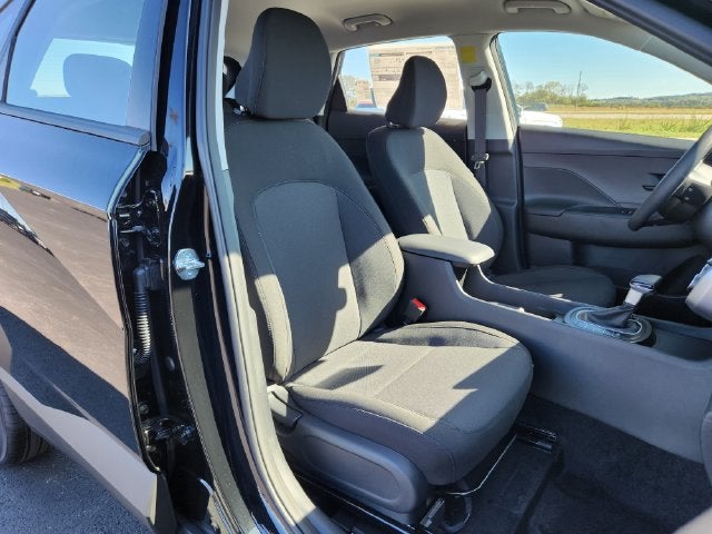 2027 Hyundai Kona SE FWD