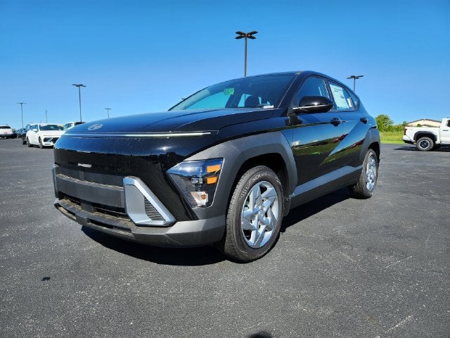 2027 Hyundai Kona SE FWD