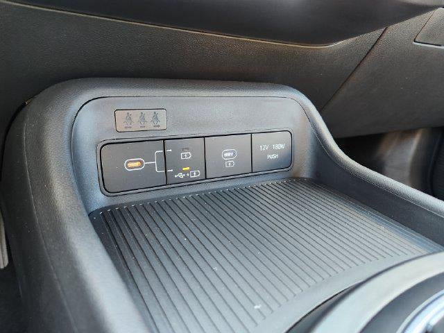 2027 Hyundai Kona SE FWD