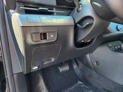 2027 Hyundai Kona SE FWD