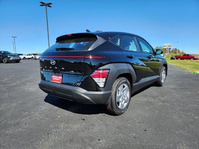 2027 Hyundai Kona SE FWD