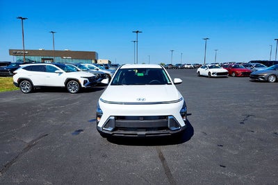 2027 Hyundai Kona SE FWD