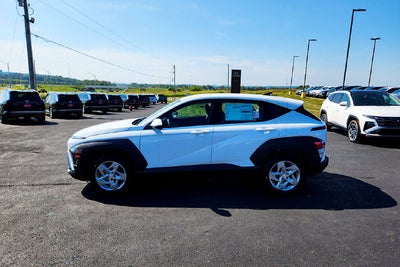 2027 Hyundai Kona SE FWD
