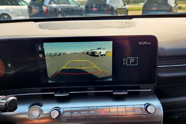 2027 Hyundai Kona SE FWD