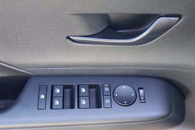 2026 Hyundai Kona SE AWD