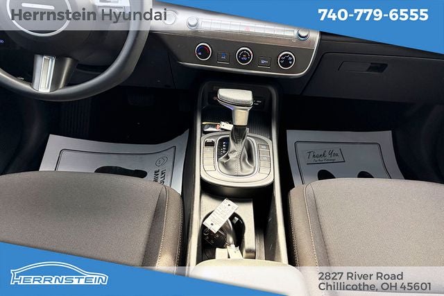 2025 Hyundai Kona SE