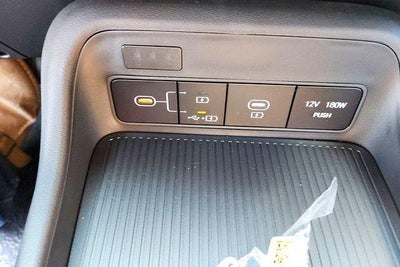 2027 Hyundai Kona SE AWD
