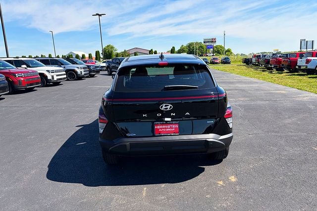 2026 Hyundai Kona SE AWD