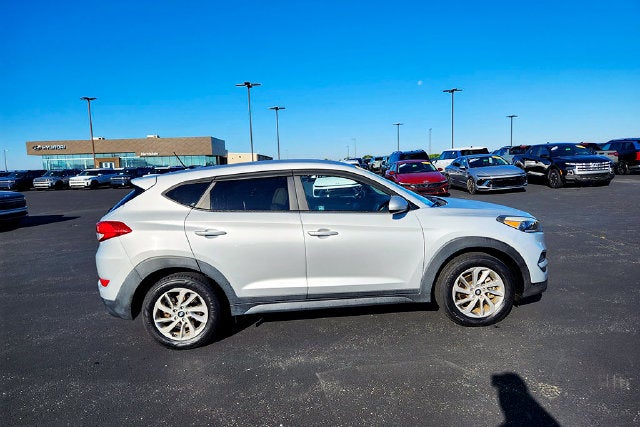 2016 Hyundai Tucson SE
