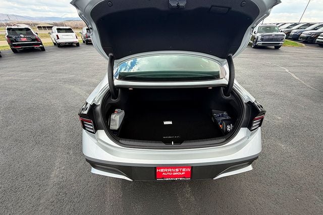 2025 Hyundai Sonata SE