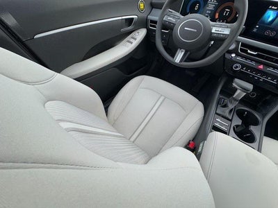 2025 Hyundai Sonata SE