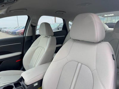 2025 Hyundai Sonata SE